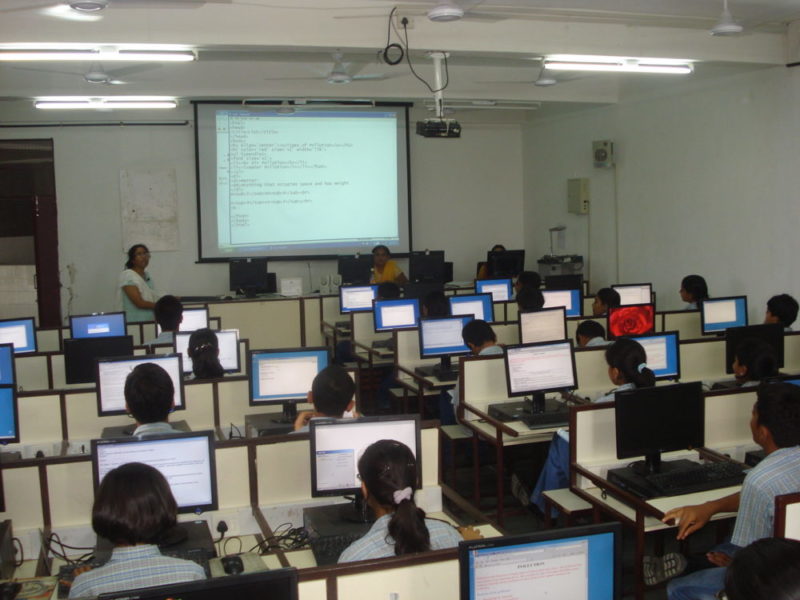 Starting a Computer Training Center Business in Zimbabwe