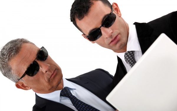How Con Men Operate