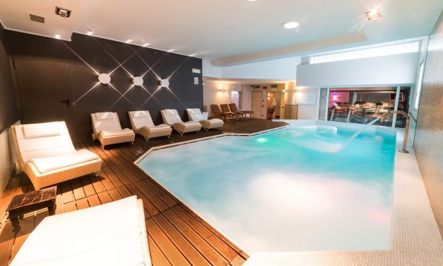 Businesses that target the wealthy