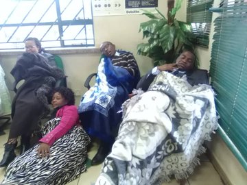 Zimbabweans React To Images Showing Banks Workers Sleeping At Work