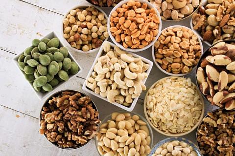 Ways to process nuts in Zimbabwe